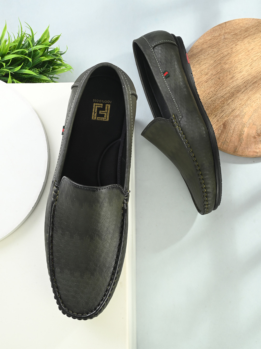 FOOTLOOSE Men Extra Comfort Loafers