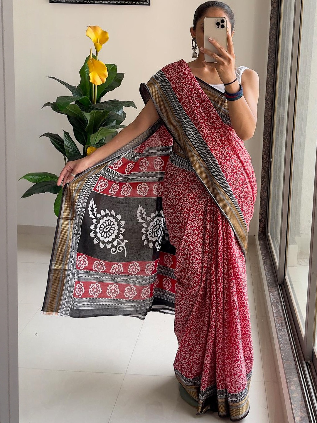 Suha Red Pure Cotton Printed Bagru Sarees