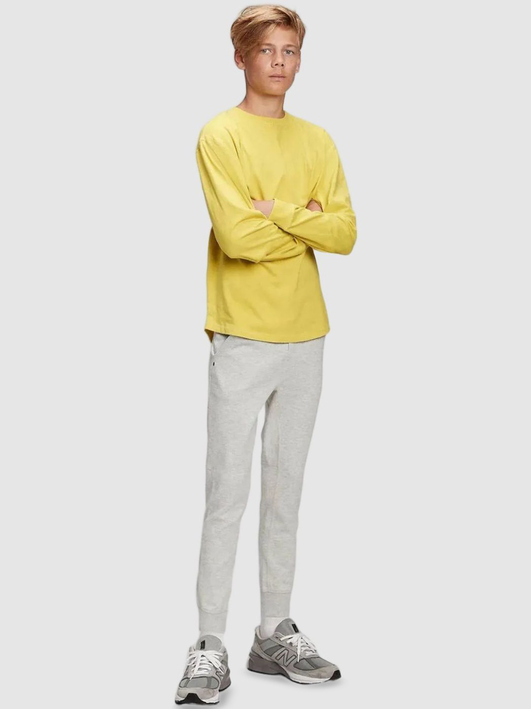 GAP Boys Relaxed Fit Mid-Rise Jogger Cotton Track Pant