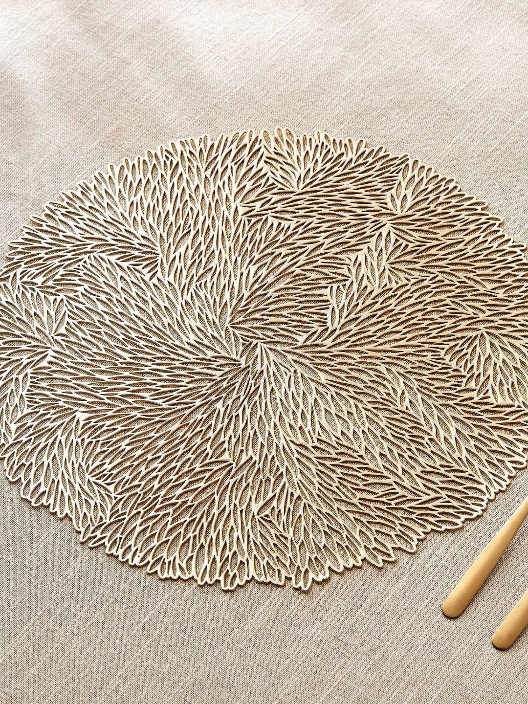 Home Centre Cinder PVC Leaf Table Placemats