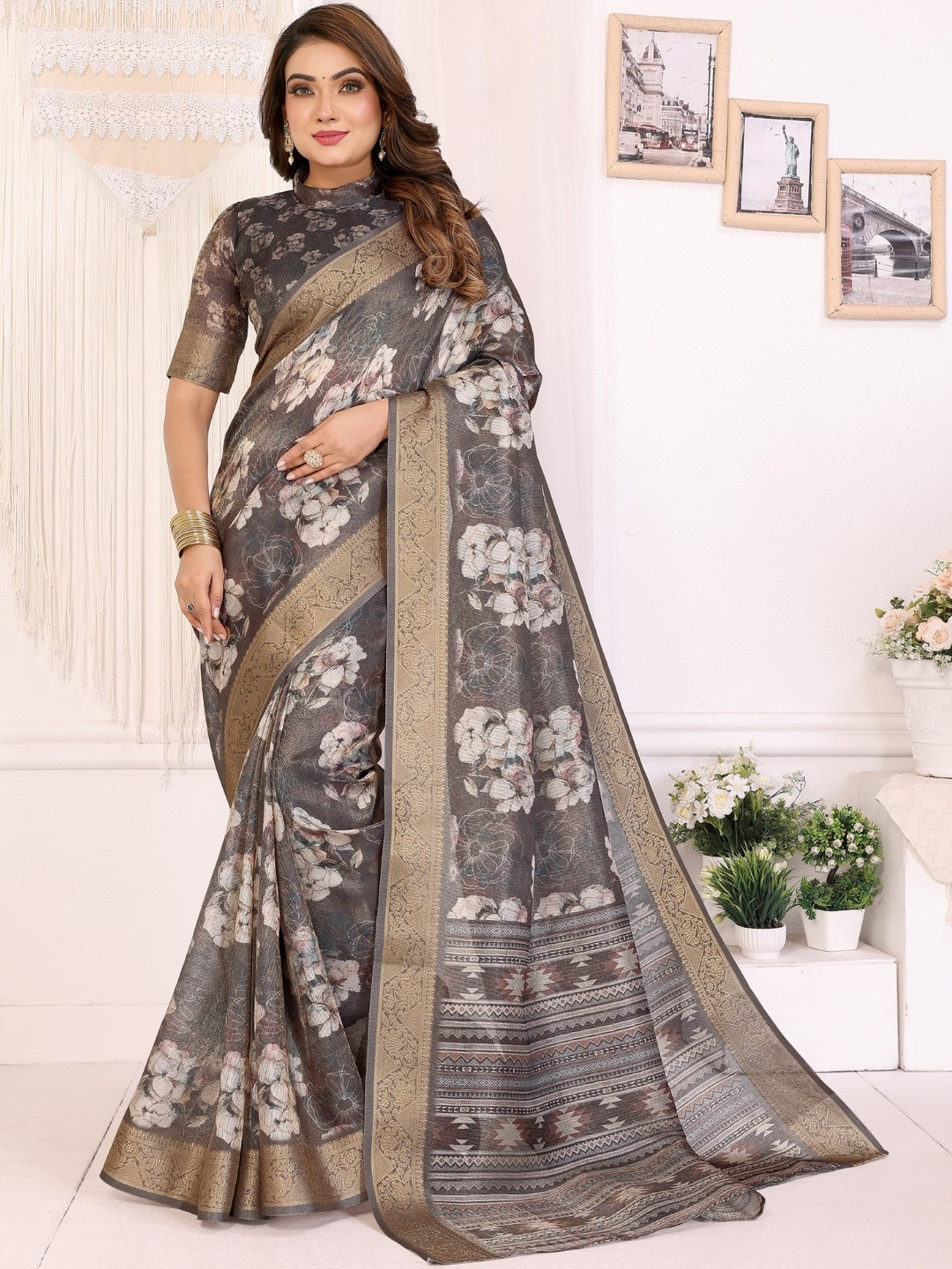Grey Mulberry Silk Digital Printed Saree With Contrast Blouse Piece