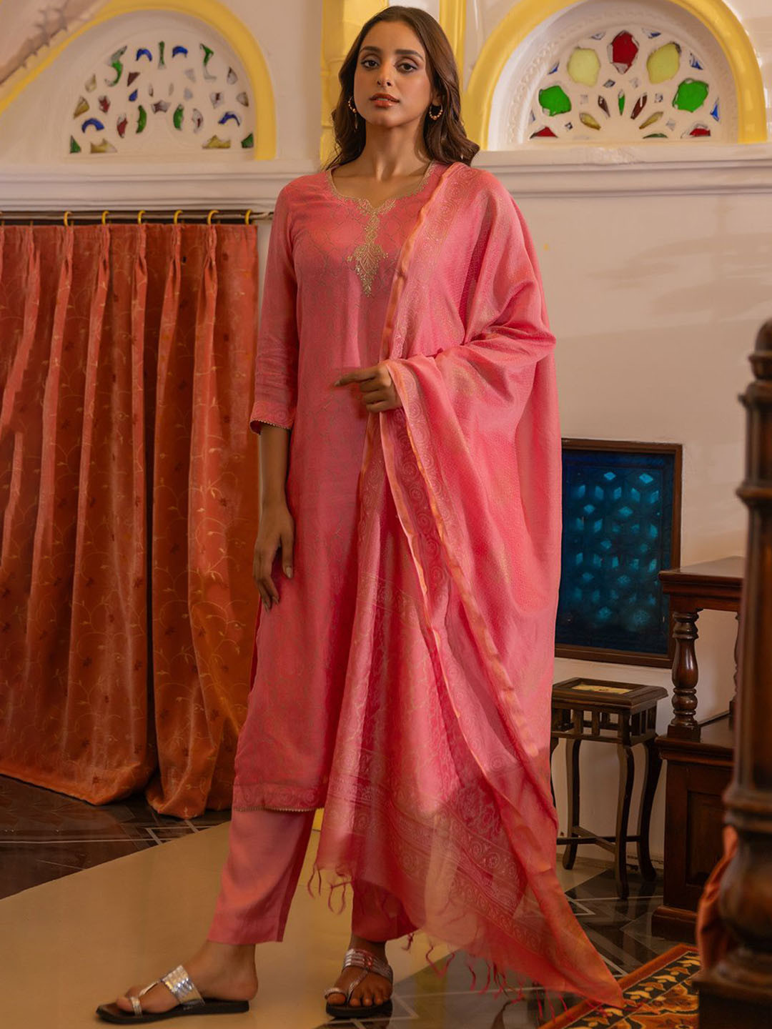TERHA TAALI Floral Printed Beads & Stones Pure Cotton Kurta With Trousers & Dupatta