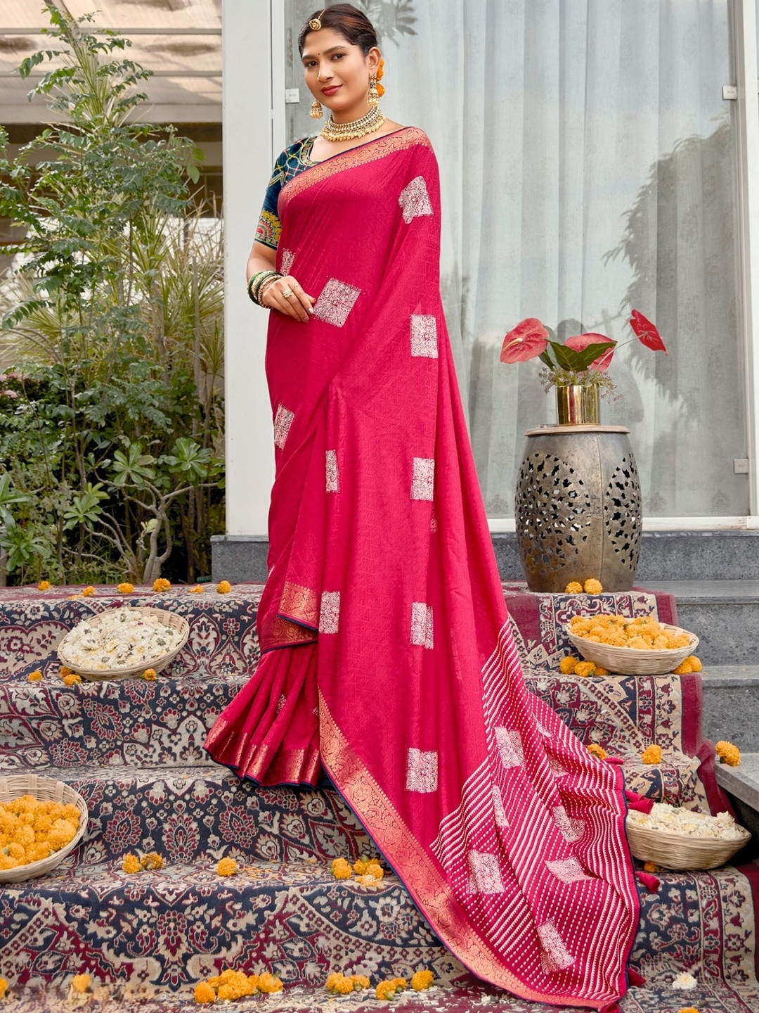 Pink Soft Silk Zari Weaving Saree With Contrast Blouse Piece