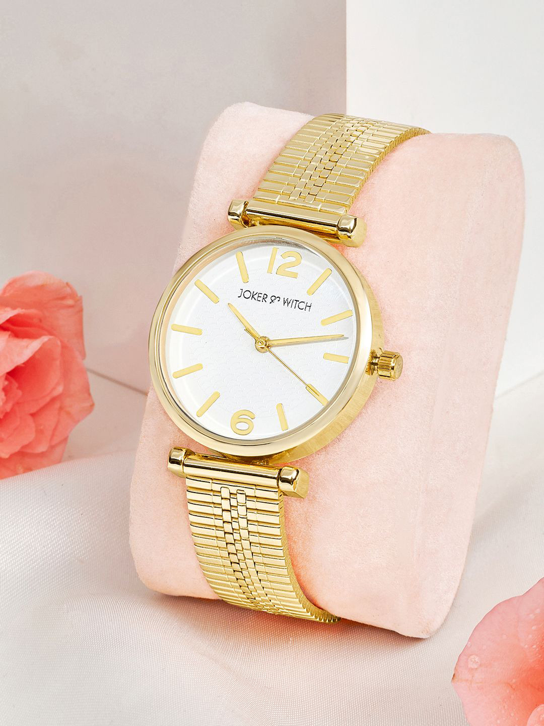 JOKER & WITCH Women Analogue Watch with Set of 3 Bracelet