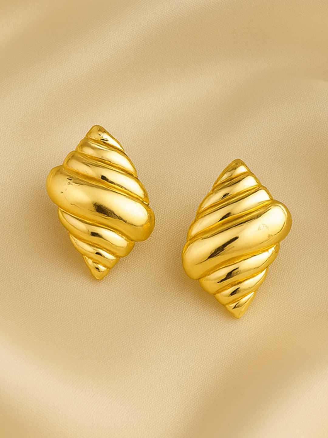 Estele Gold Plated Stylish Demifine Stud Earrings