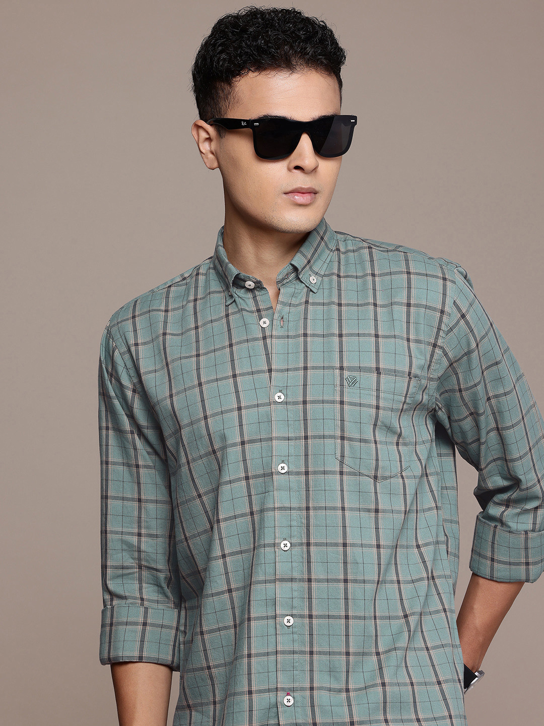 BS BLUE SQUAD Button-Down Collar Slim Fit Checked Casual Shirt