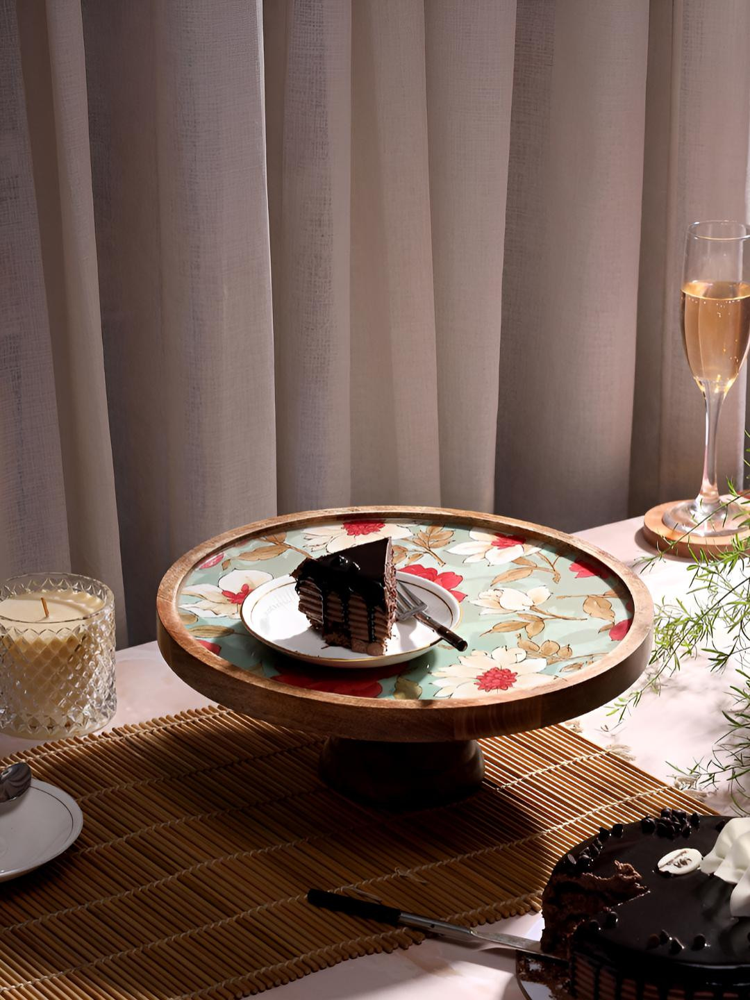 DULI Blue 2025 Wood Cake Stand