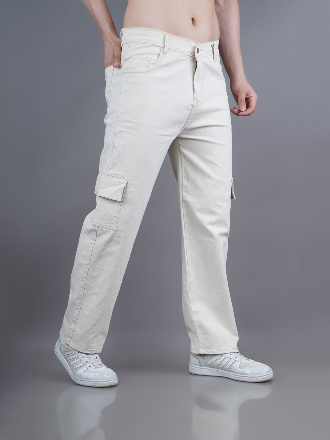 MaverIQ Men Classic Relaxed Fit Mid-Rise Slash Knee Stretchable Cargo Style Jeans