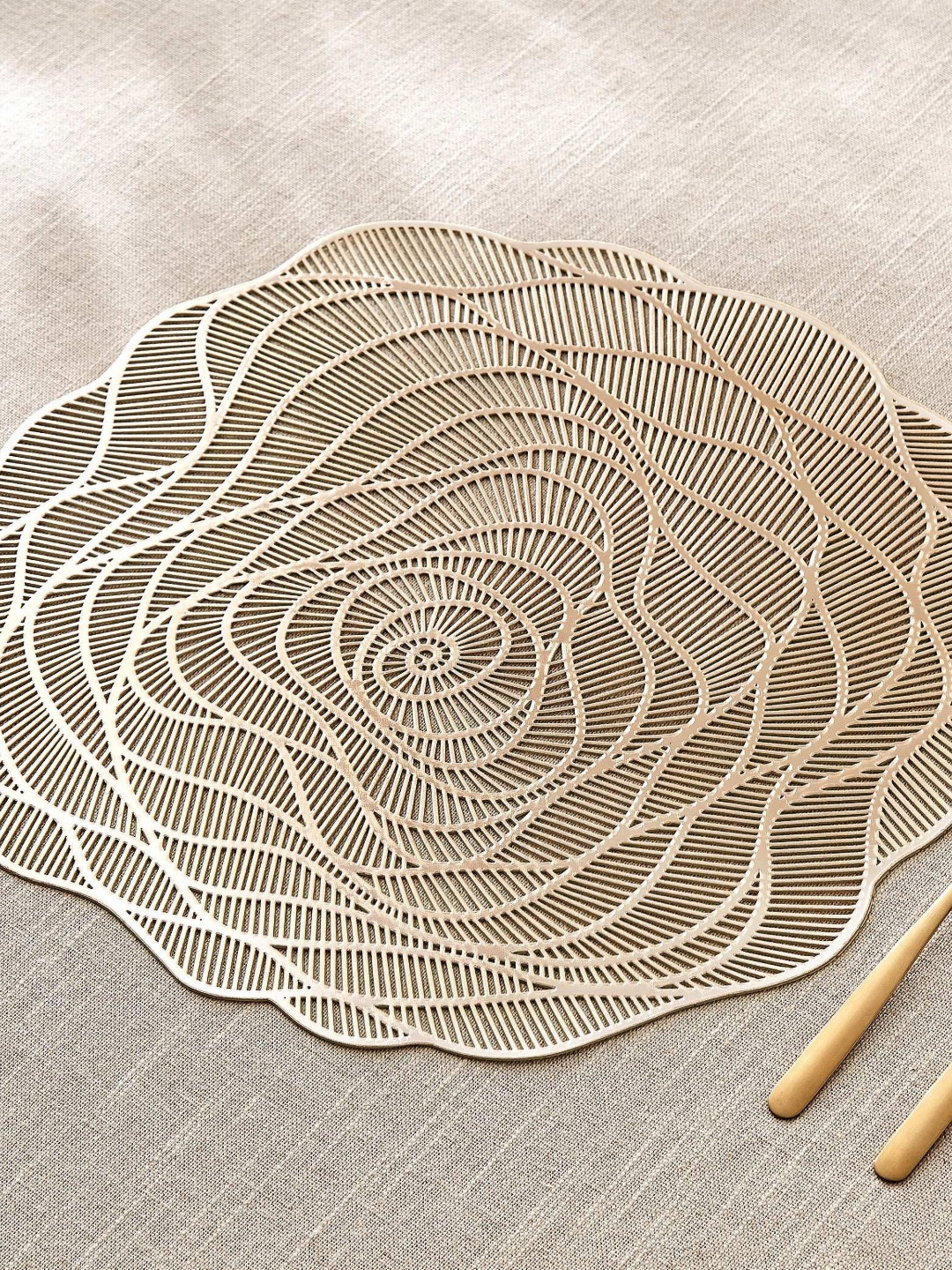 Home Centre Cinder Concentric PVC Floral Placemat