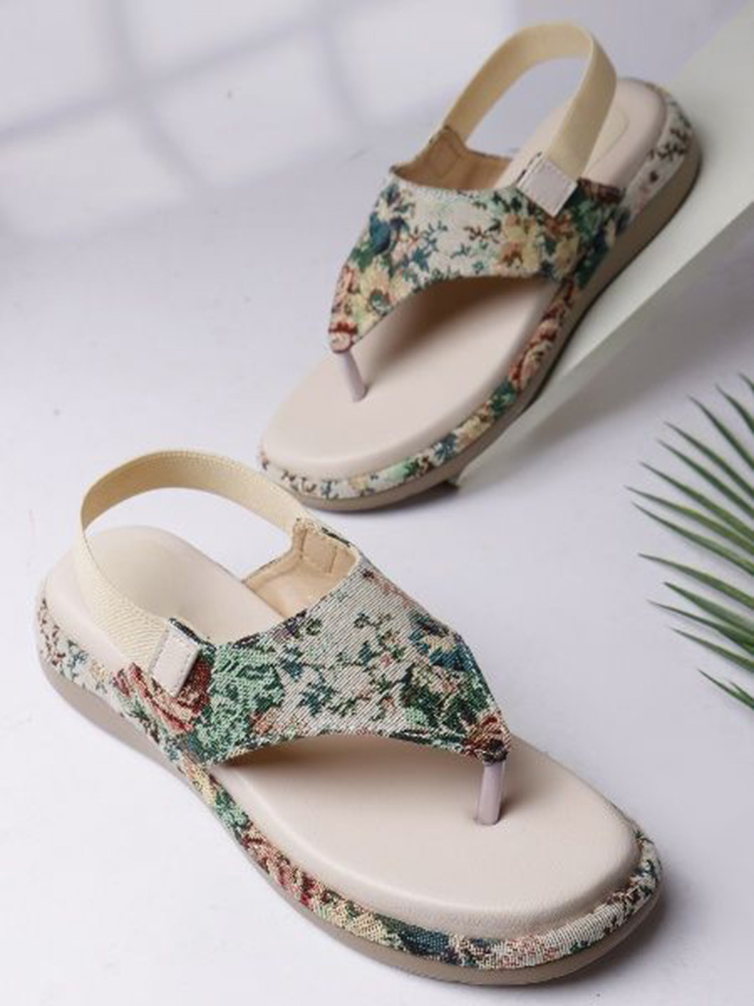 Try Me Women Printed Canvas Platform Heel Sandals