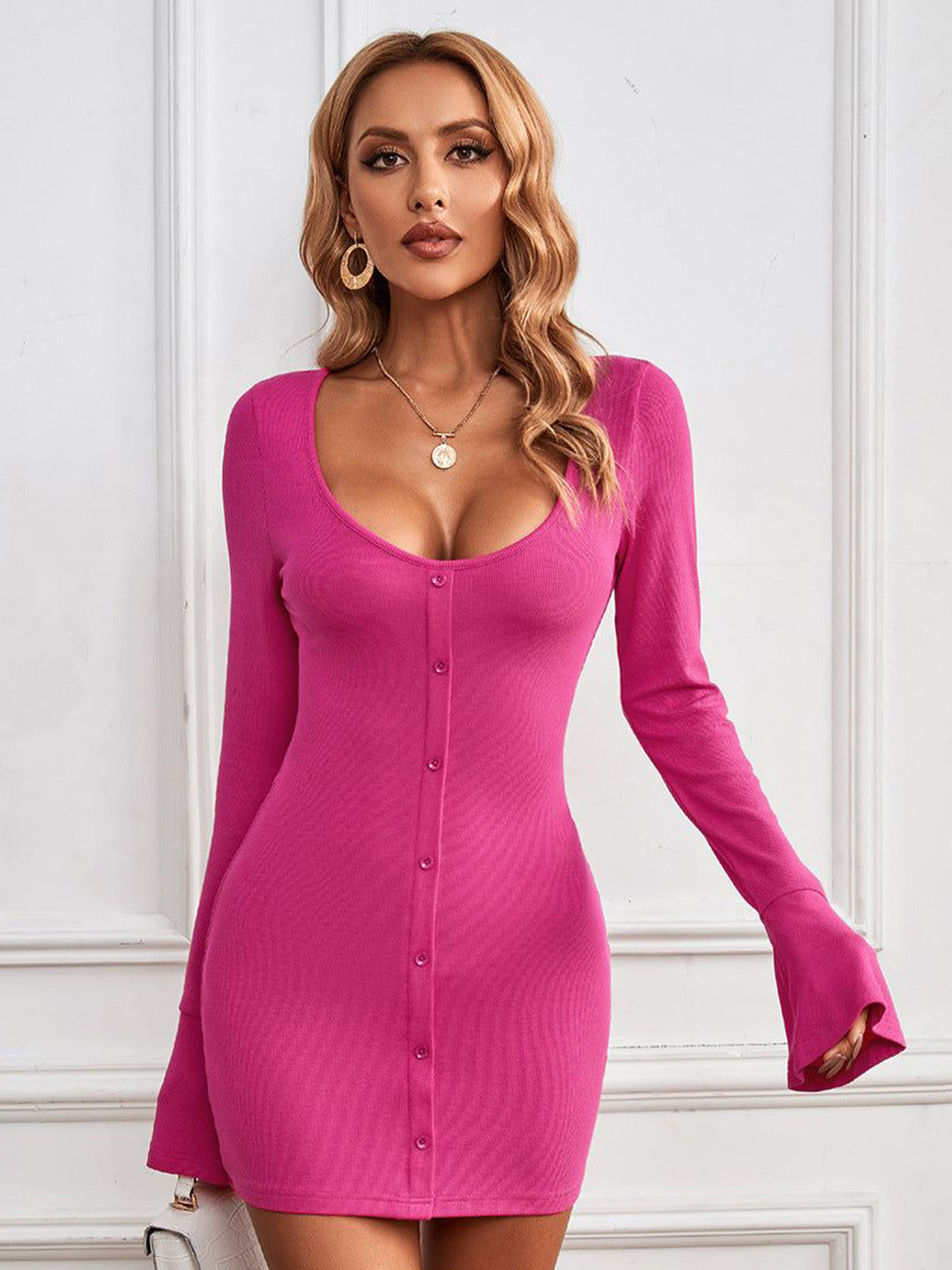 Outzidr Scoop Neck Bell Sleeves Bodycon Mini Dress