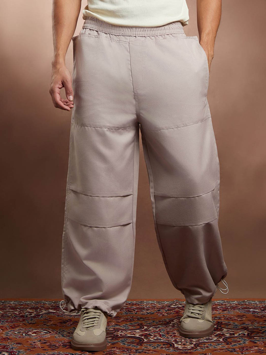 Campus Sutra Men Comfort Parachute Trousers