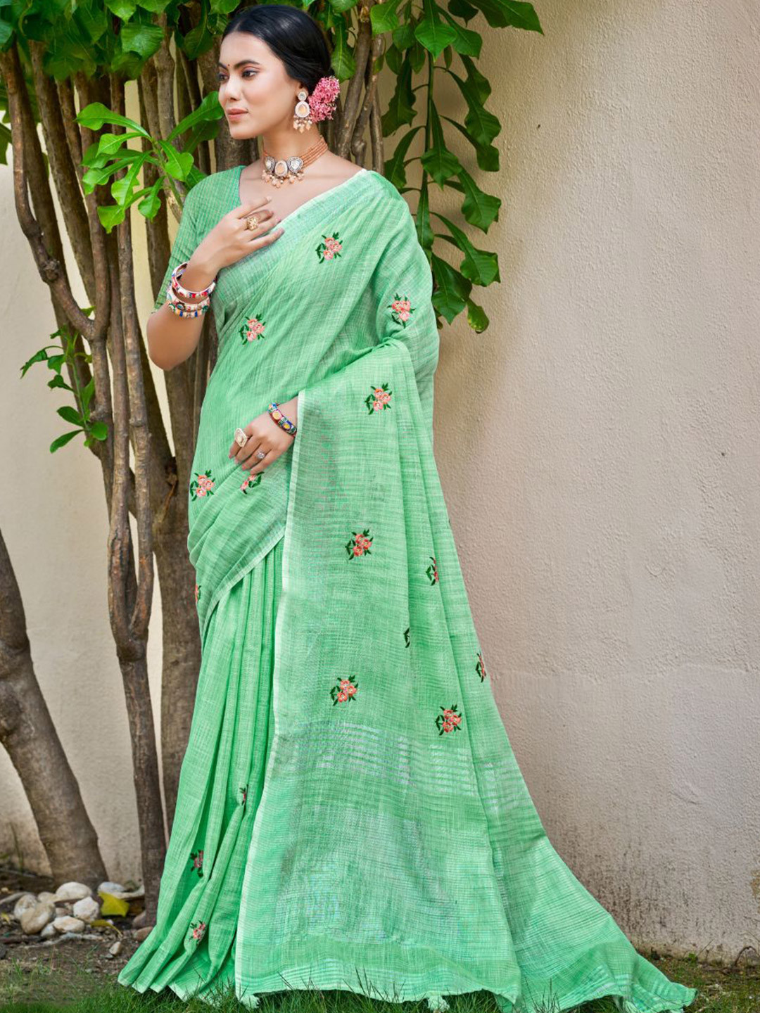 Mitera Light Green Linen Woven Work Traditional Saree