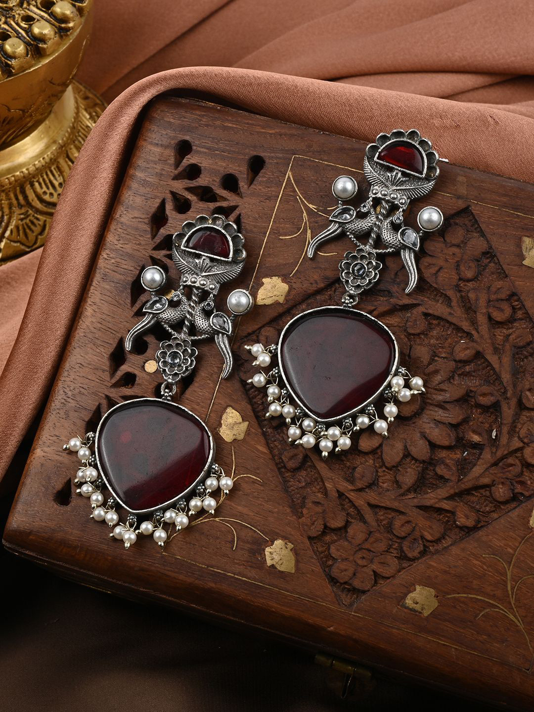 VENI 92.5 Silver Plated Artificial Stones Studded & Beaded Oxidised Teardrop Drop Earrings