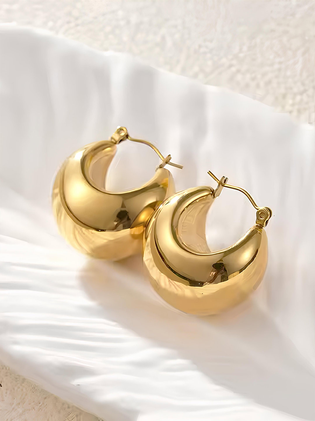 Bohey by KARATCART Gold Plated Shiney Finish Semi Circular Shaped Hoop Earrings