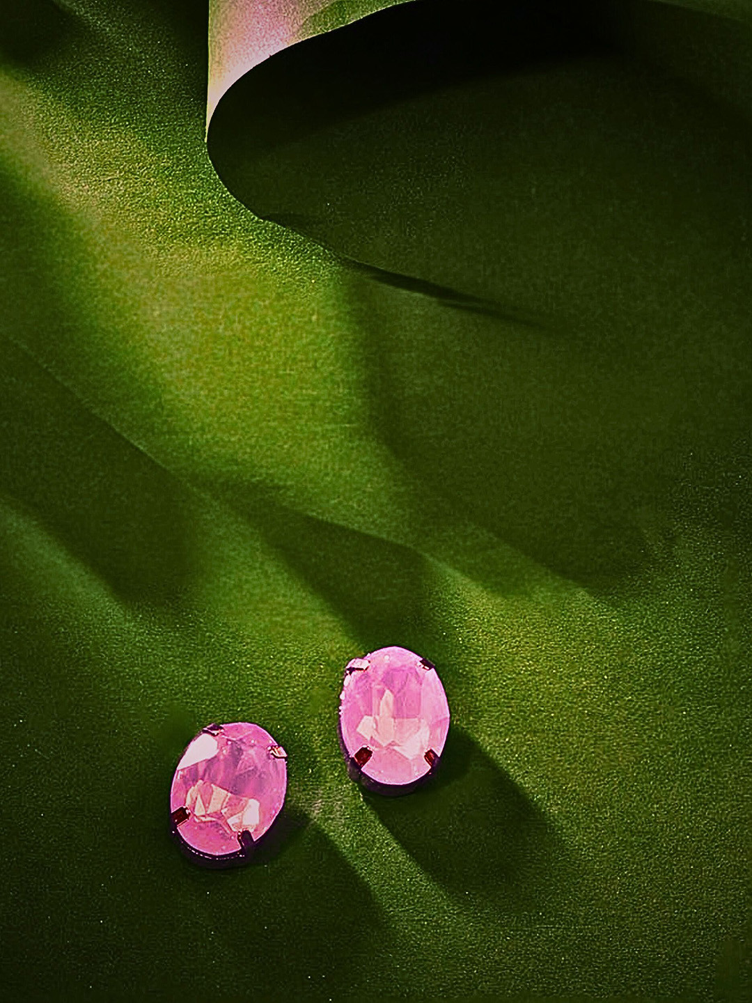 MANSIYAORANGE Gold-Plated Crystals Studded Korean Oval Shaped Studs