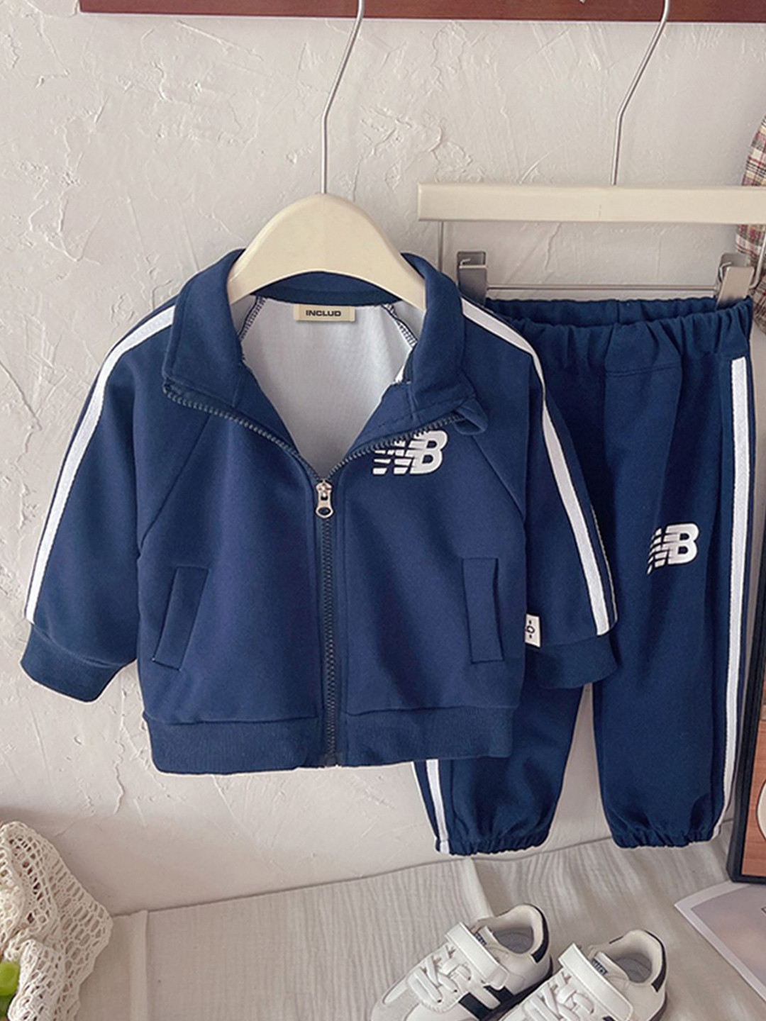 INCLUD Boys Long Sleeves Sweatshirt With Joggers