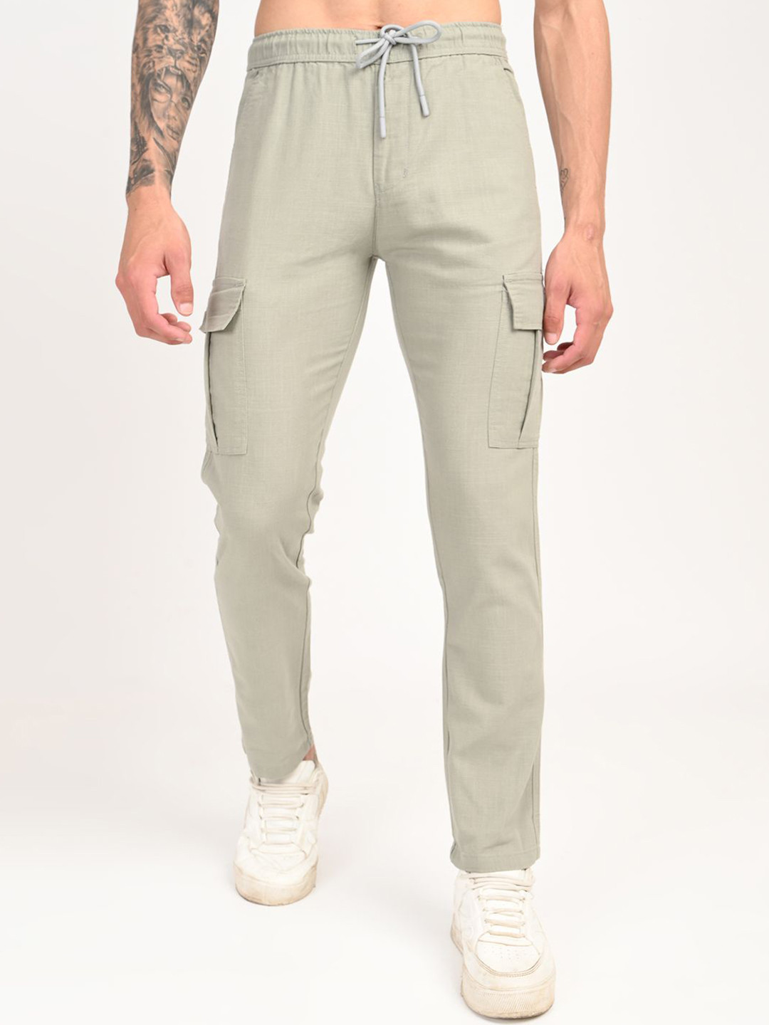 BLVNK Men Relaxed Cargos Trousers