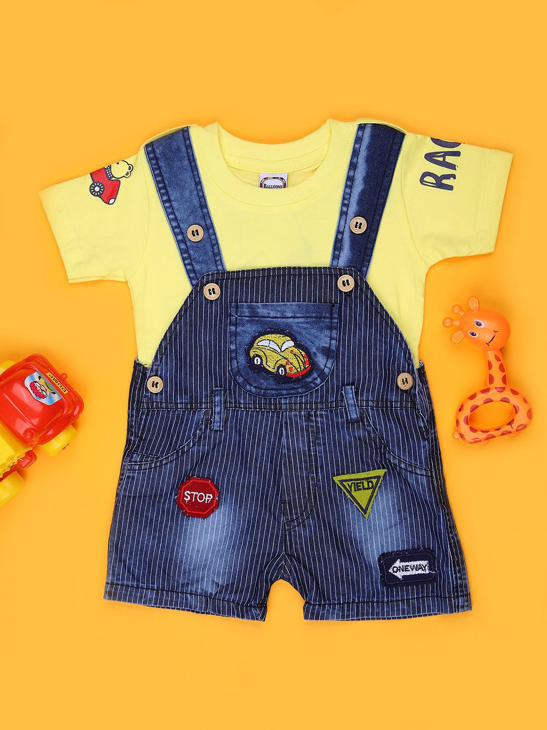 V-Mart Infant Boys Printed Round Neck Short Sleeves T-shirt And Dungaree