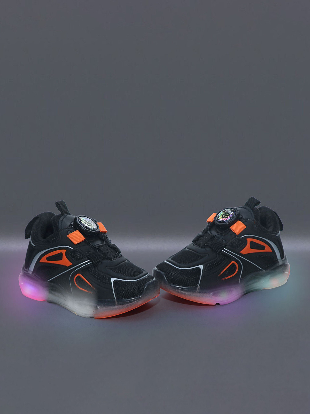 NEW STEPS Kids Textured Slip-On LED Sneakers