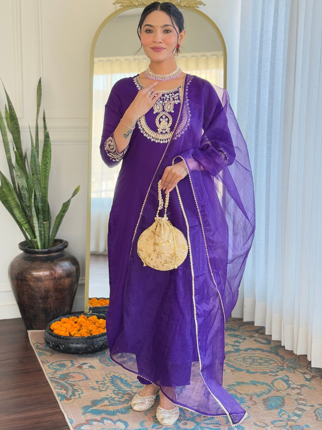 VARNI FABRICS Women Woven Design Embroidered A-Line Kurta with Trousers & Dupatta