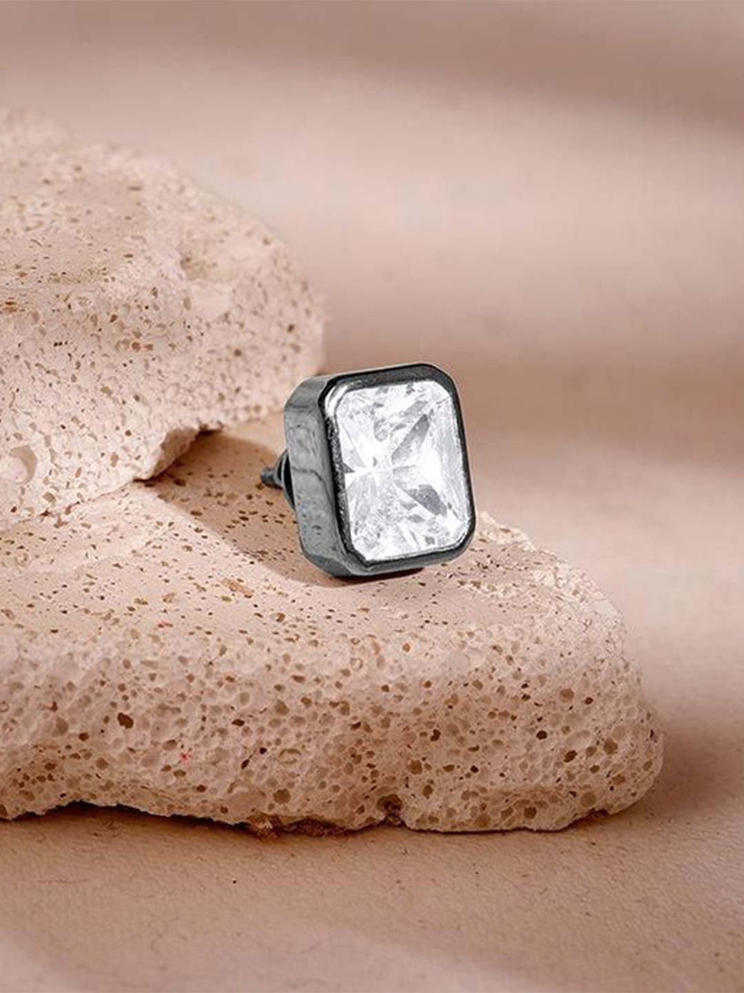 GIVA Men 925 Silver Rhodium-Plated Rectangular Zircon Studded Studs