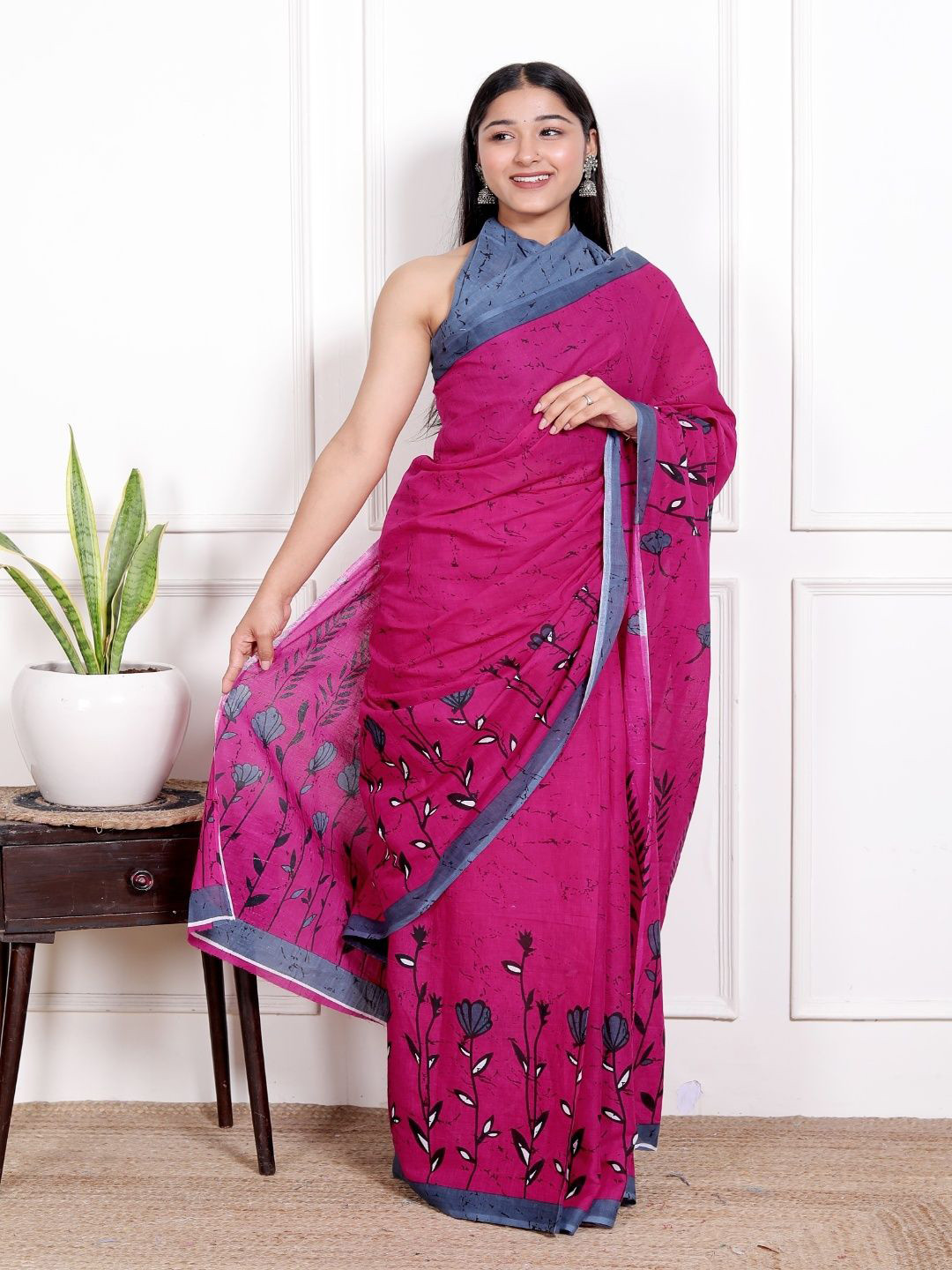 Lovwear Ethnic Motifs Pure Cotton Ikat Saree