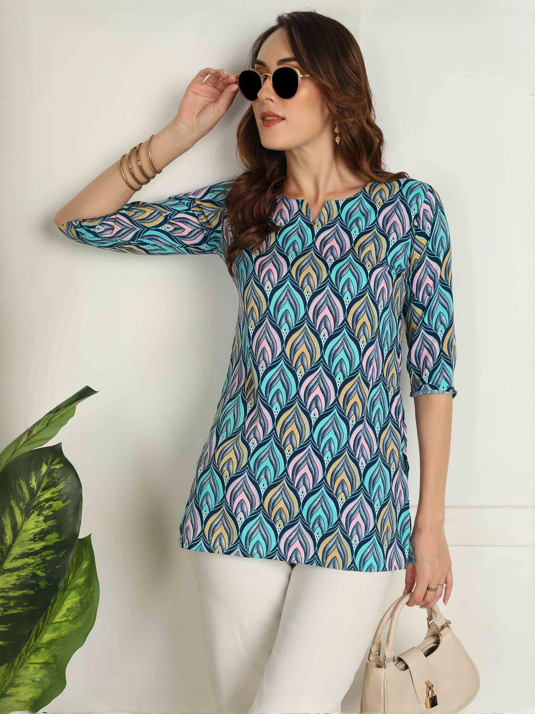 KILLARI Women Printed Short Kurti
