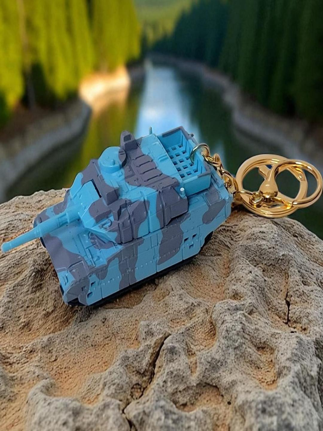 ADOREAL Tank Keychain With Keyring