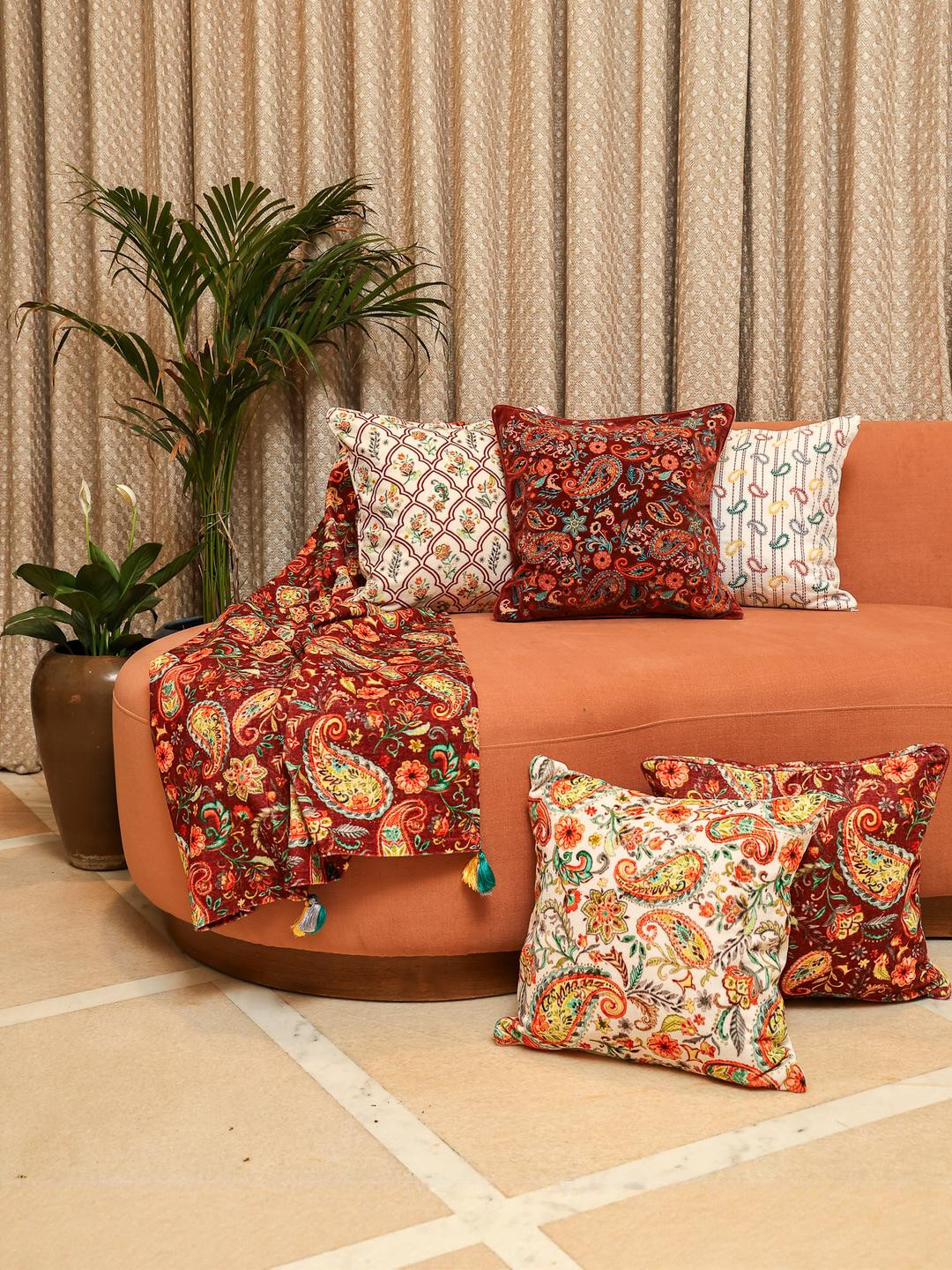 Crown of Poppies Pack of 5 Regal Threads Velvet Cushion Covers & 1Pc Throw