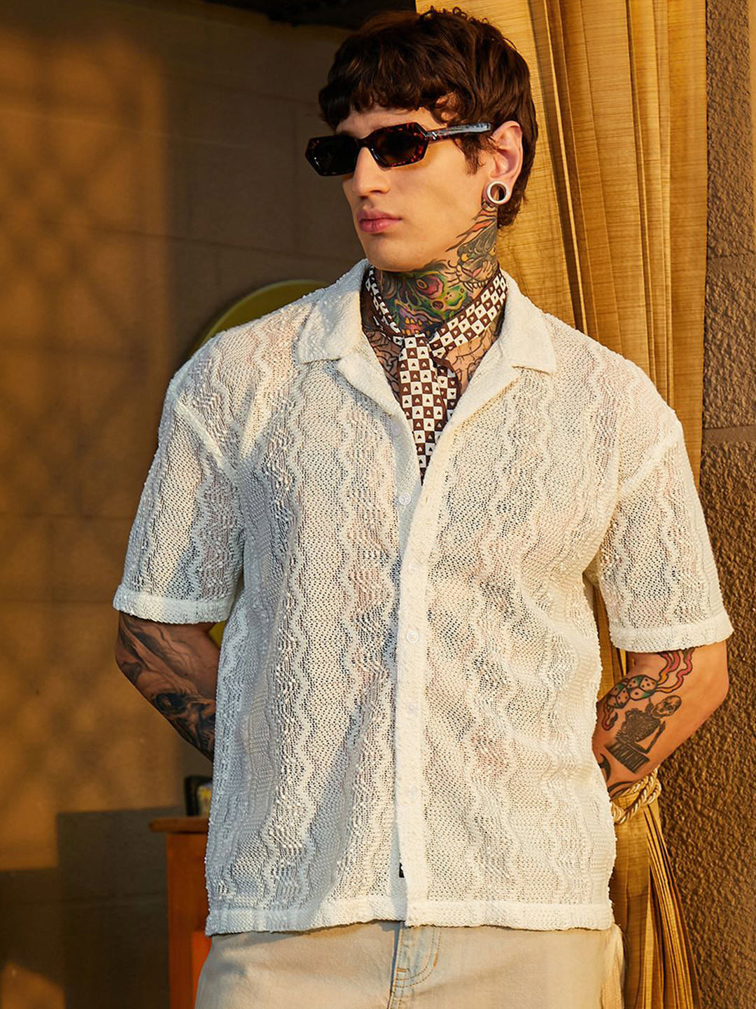 Campus Sutra Men Self Design Comfort Swirl Open-Knit Resort Shirt