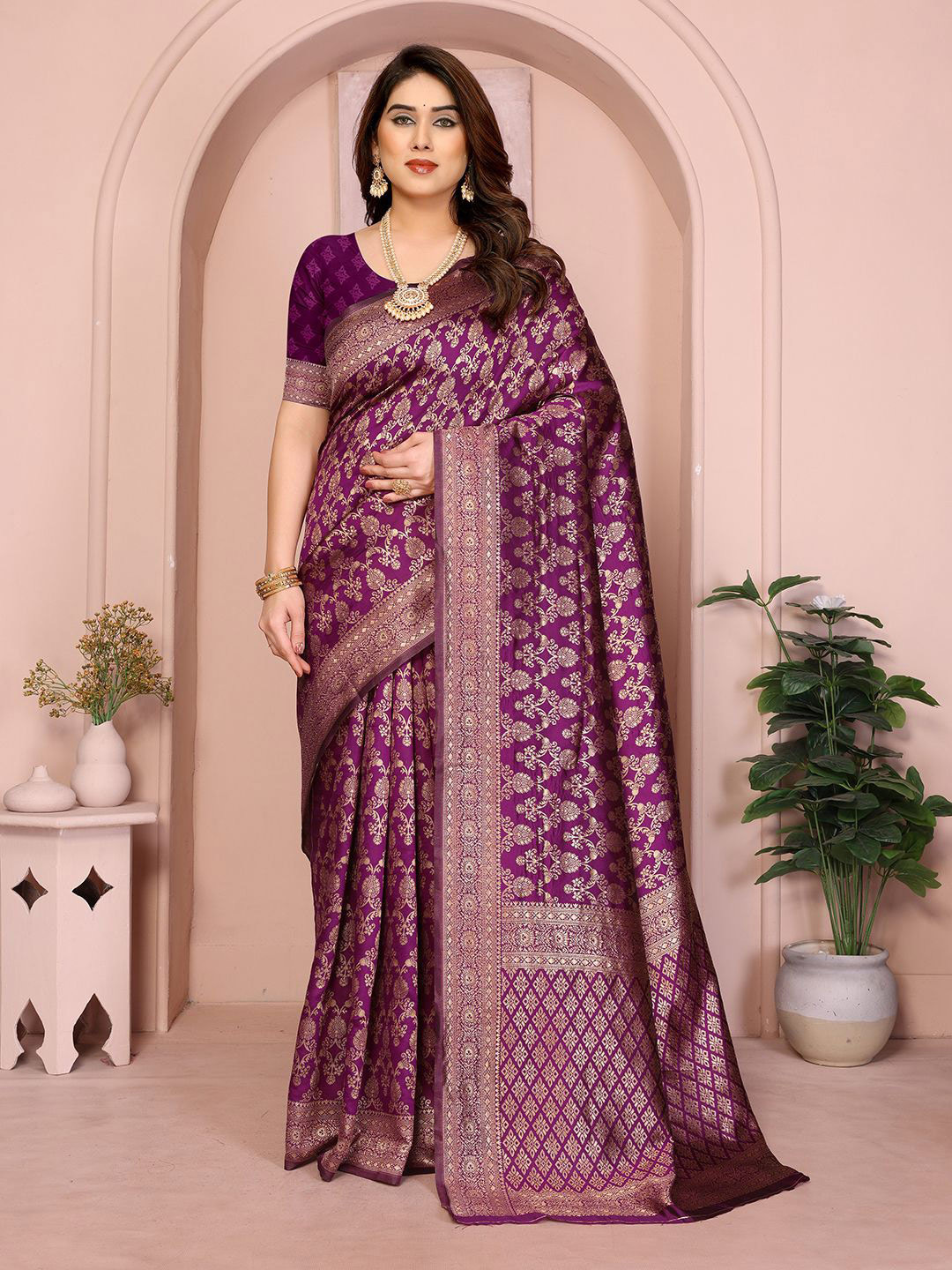 Moda Rapido Woven Design Zari Banarasi Saree