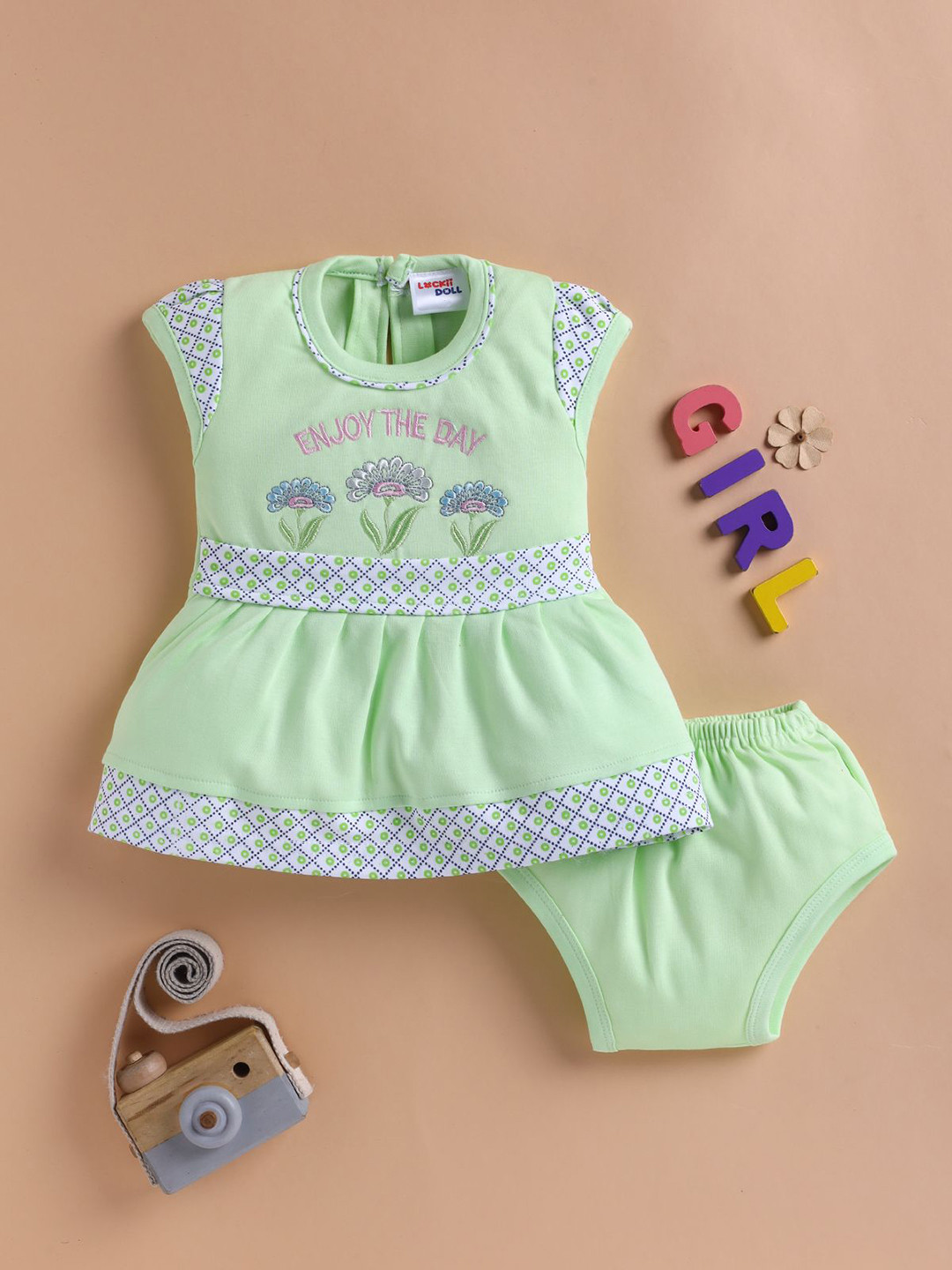 LACKii DOLL Girls Floral Embroidered Cap Sleeves Cotton Fit & Flare Dress With Panty