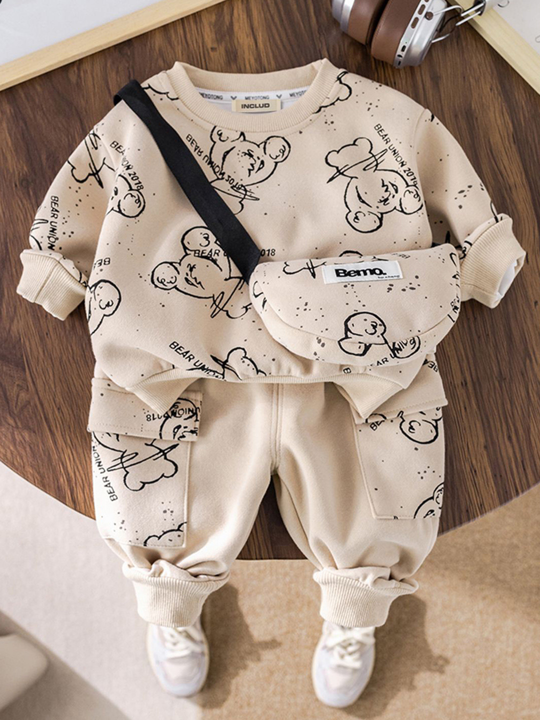 INCLUD Boys Graphic Printed Pure Cotton Sweat Shirt And Joggers With Sling Bag