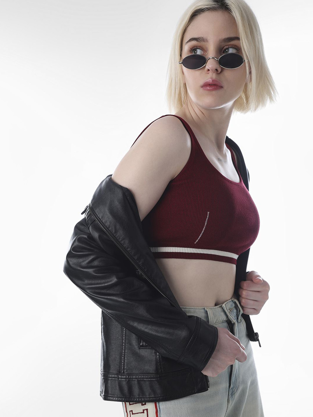 ONLY onltora Sl Top Knt Women Ribbed Scoop Neck Tank Crop Top