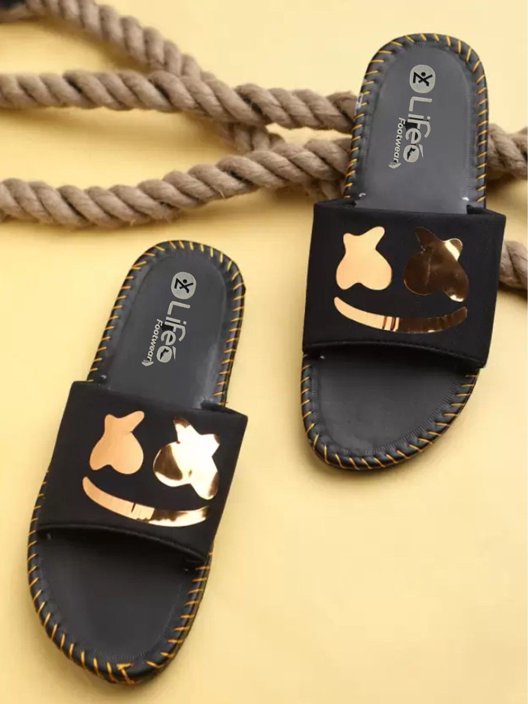 LIFA TRADERS Men Slip-on Sliders
