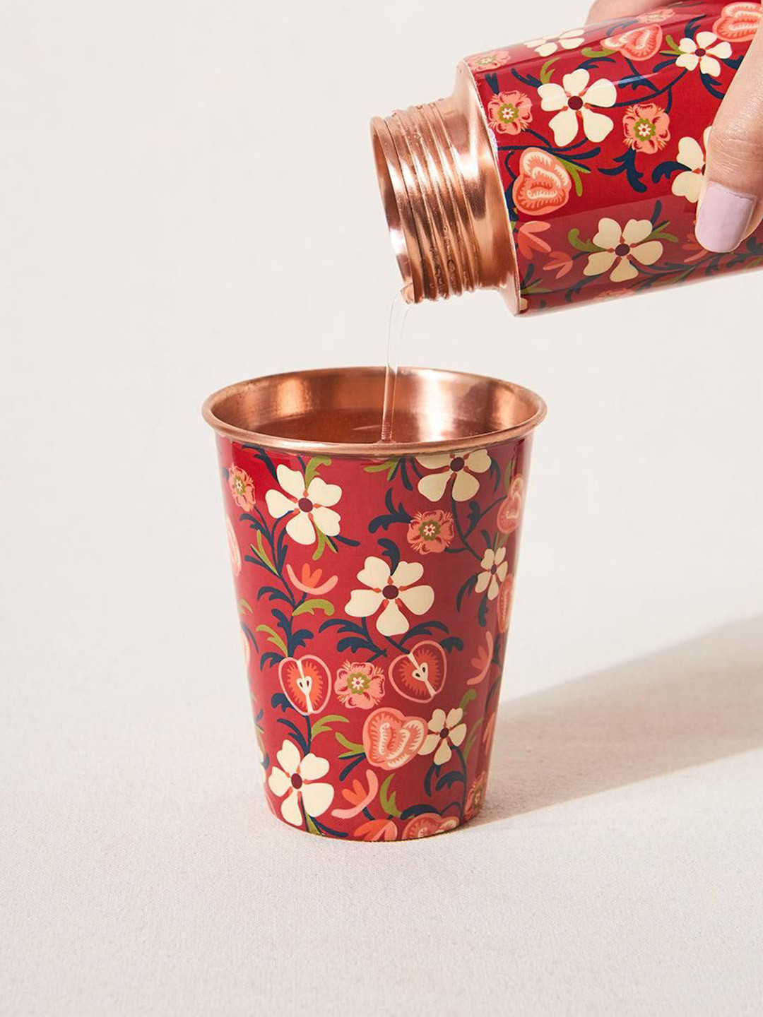 Chumbak Apple Orchards Red & White Floral Printed Dishwasher Safe Copper Tumbler 350ml
