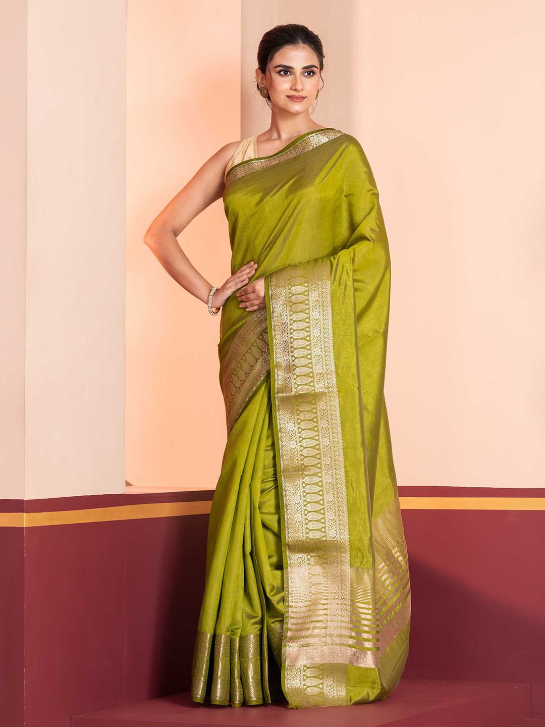 HERE&NOW X Kavvya Woven Design Border Saree With Blouse Piece