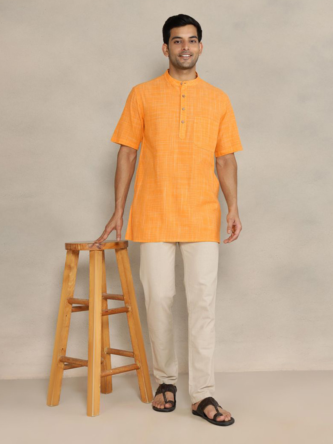 Fabindia Men Checked Woven Design Short Sleeves Kurta