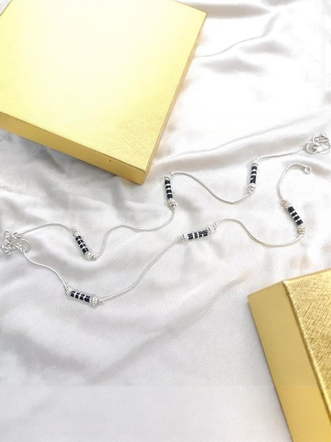 Lovemi Movements Nazariya Black Beads Silver-Plated Anklet Payal