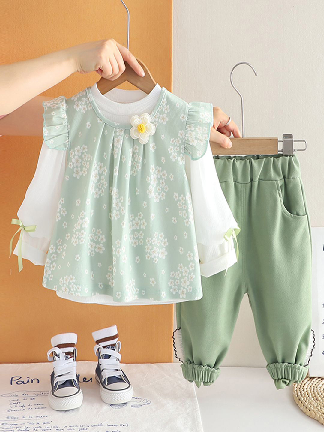 INCLUD Girls Cotton Printed Floral Printed Tunic With T-Shirt & Pants Set