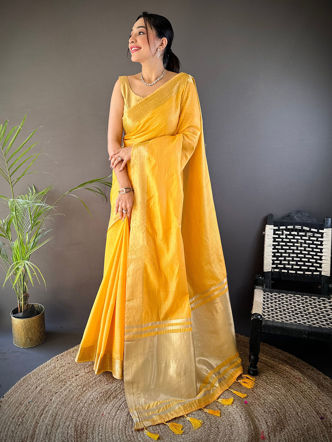 Durga Textile Striped Woven Design Saree With Unstitched Blouse Piece
