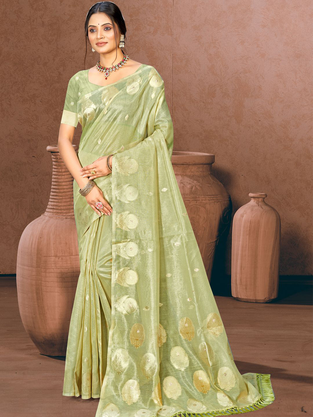 Mitera Women Woven DesignTussar Saree