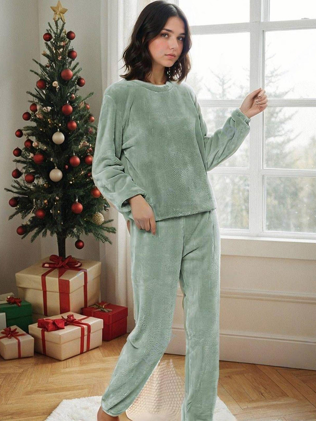Stylecast X Kotty Women Winter T-shirt & Pyjama Night suit