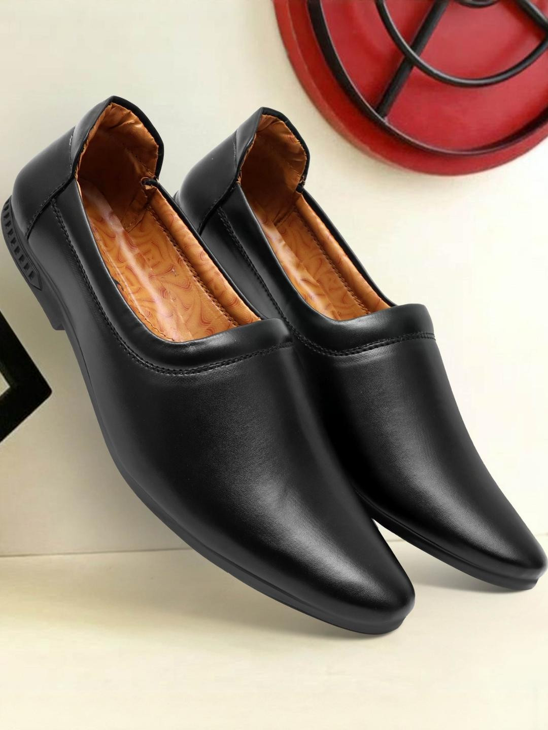 Groofer Men Black Solid Slip On Semi Formal Shoes