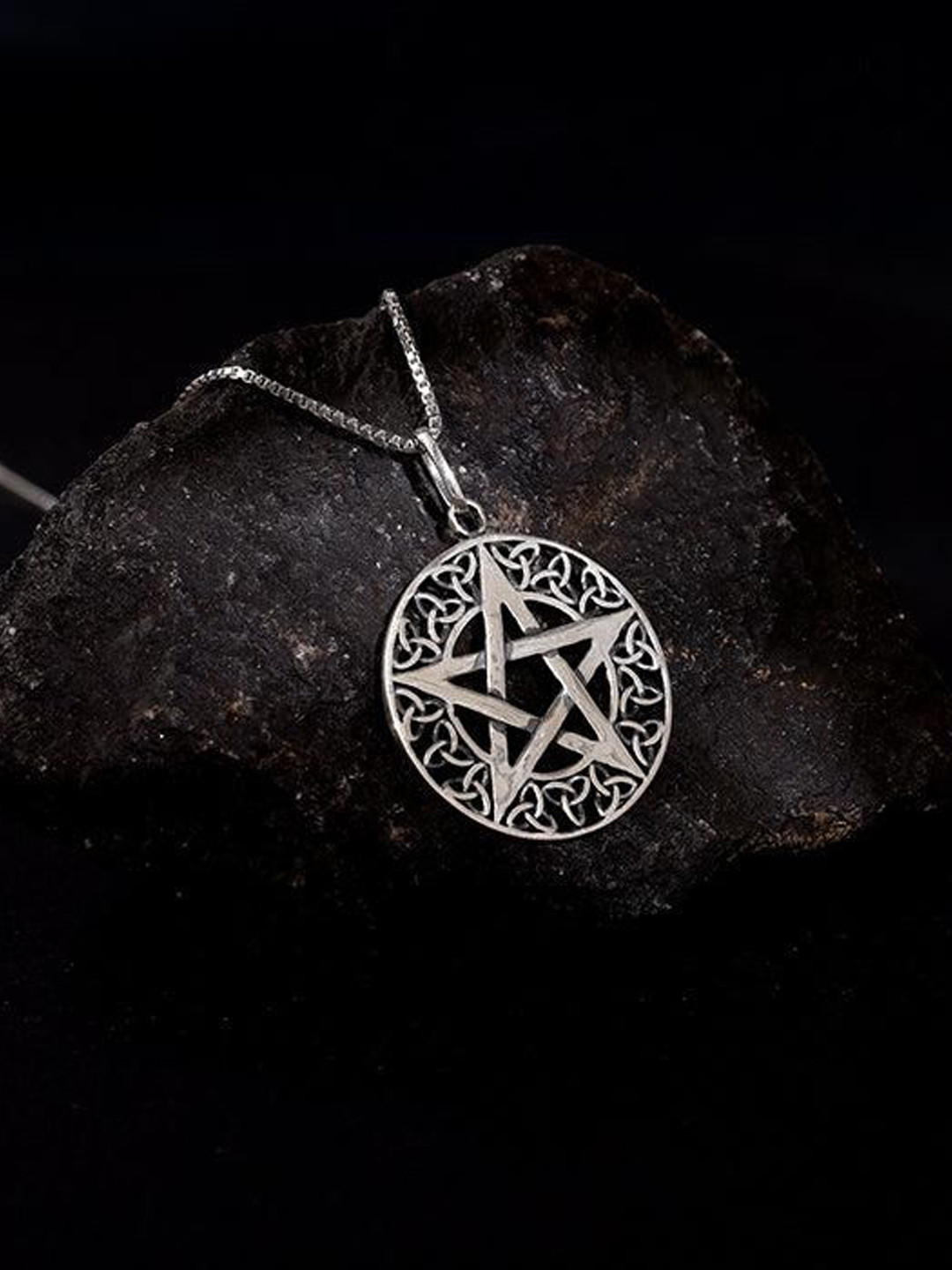 GIVA Men 925 Silver-Plated Oxidised Star Shaped Pendant With Box Chain