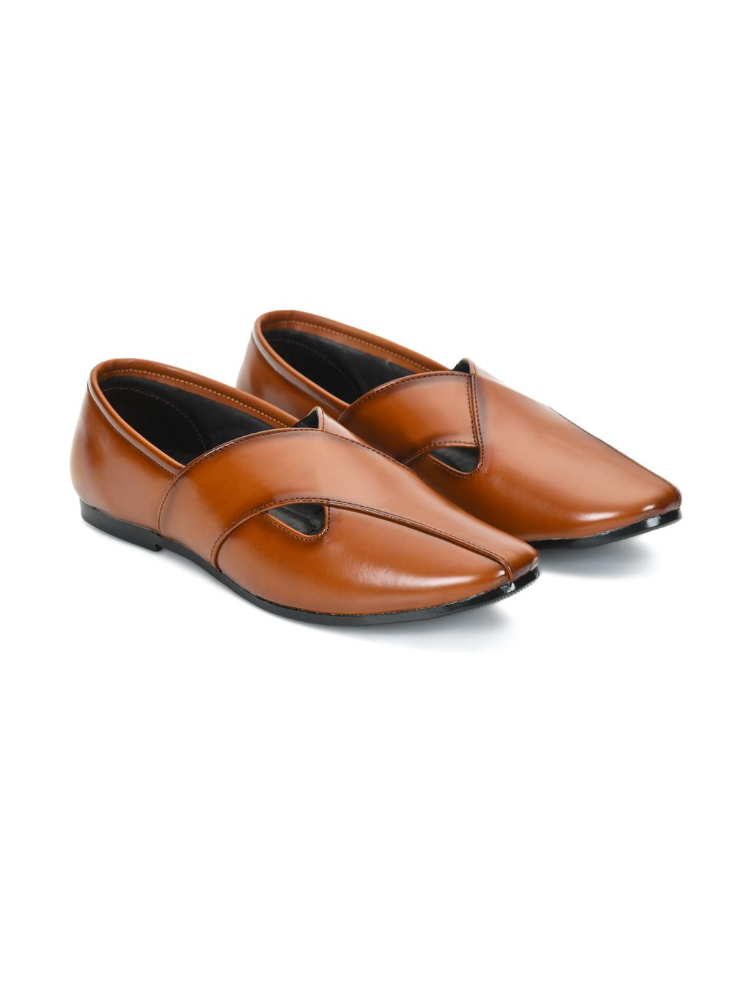 STEPHORN Men Ethnic Tan Criss Cross Slip On Juttis