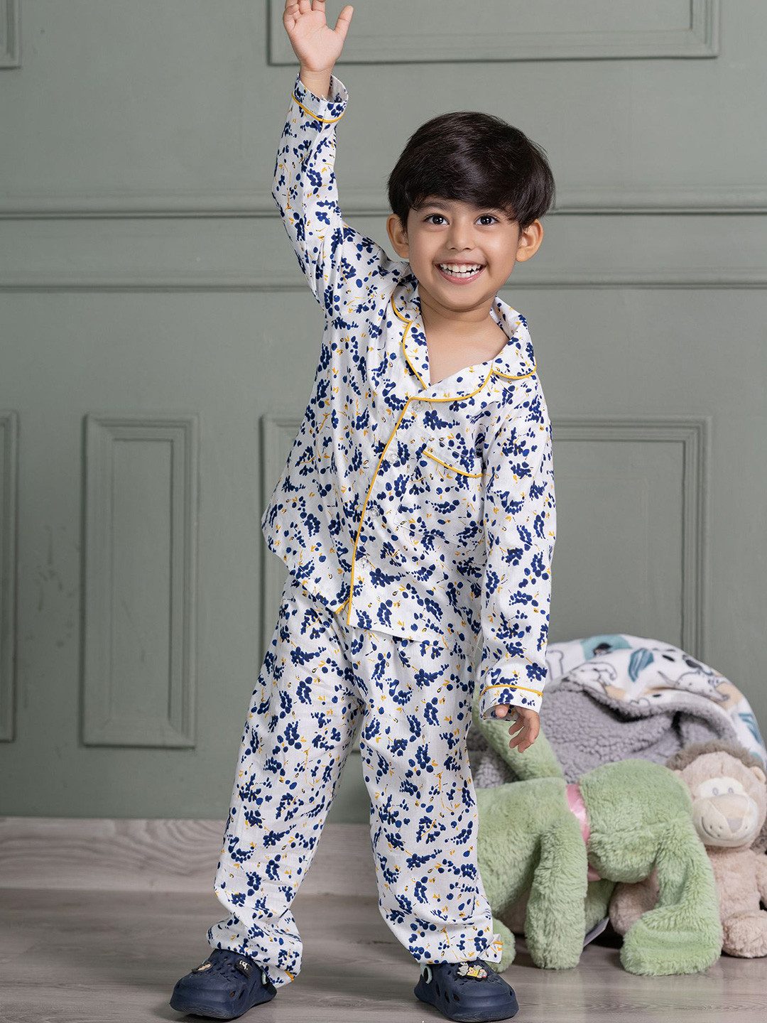 MABISH by Sonal Jain Kids Printed Pure Cotton Night suits Pyajamas and Shirt