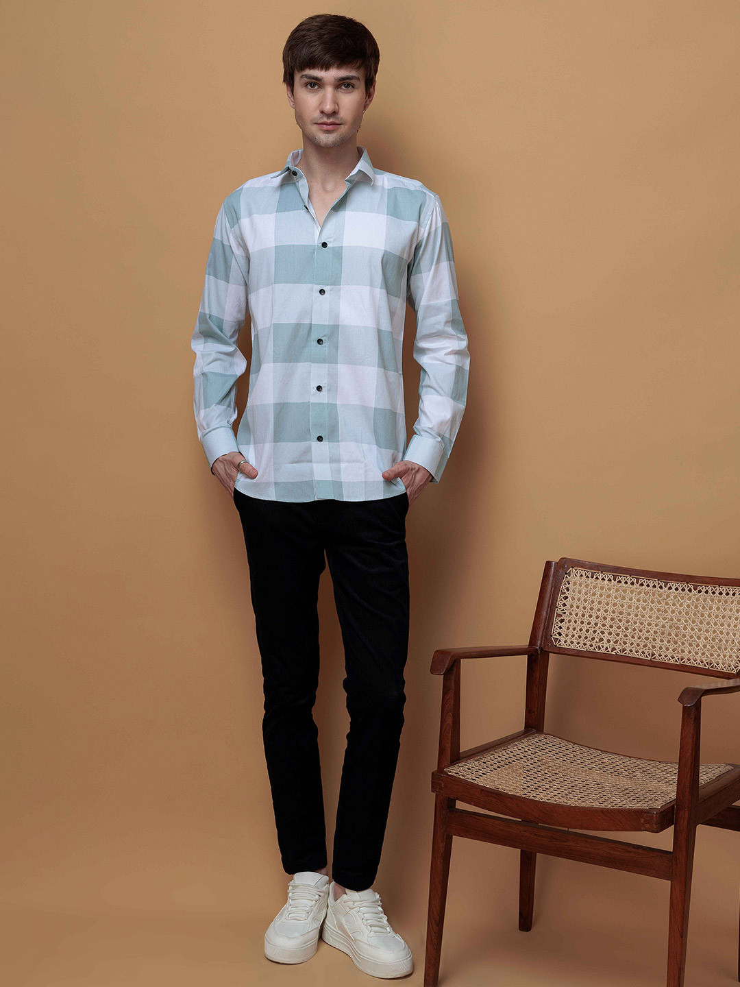 Foomer Standard Fit Tartan Checked Spread Collar Long Sleeves Cotton Shirt