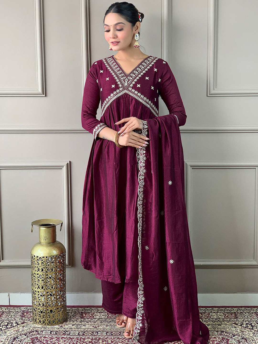 VARNI FABRICS Floral Embroidered V-Neck A-Line Kurta With Trousers And Dupatta